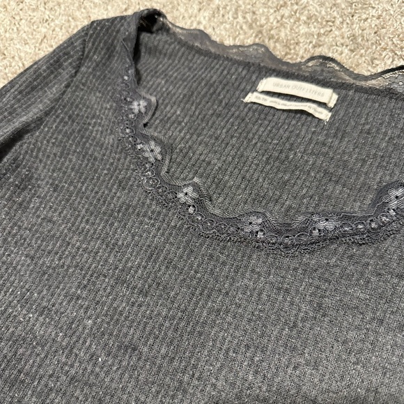 Urban outfitters gray lace crop top - Picture 6 of 7